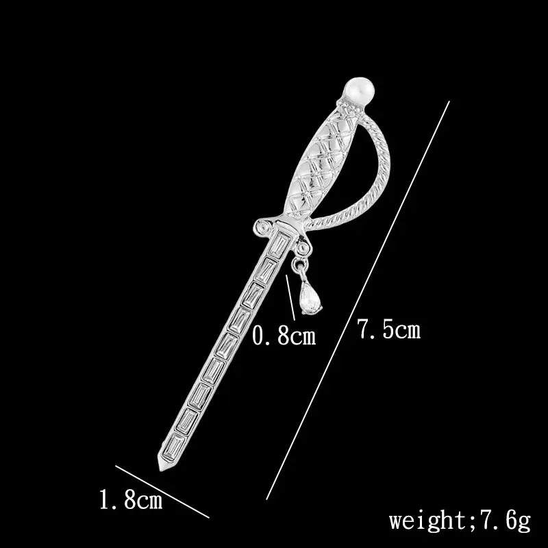 Korean Fashion Sword Brooch Alloy Crysatal Rhinestone Lapel Pins Unisex Corsage Luxulry Jewelry Backpack Clothes Accessories