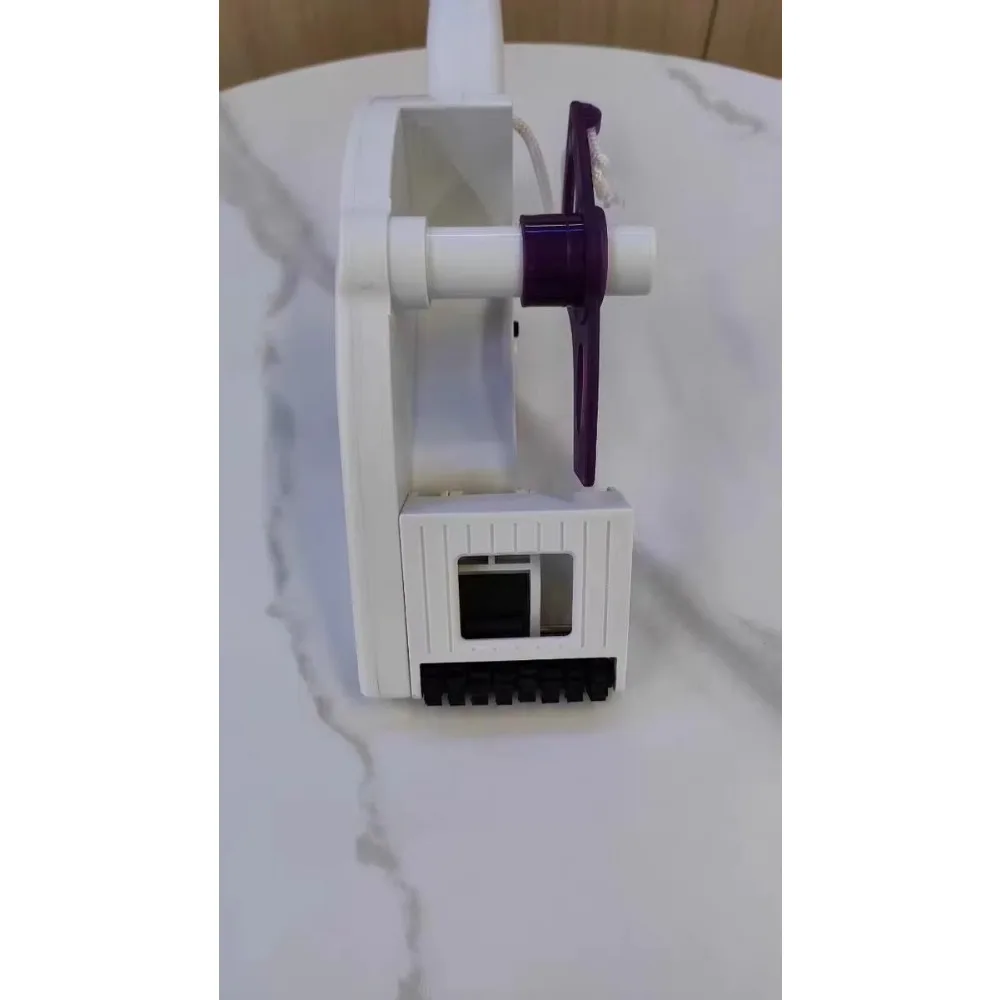 Handheld labeling machine, used for fast and easy product labeling