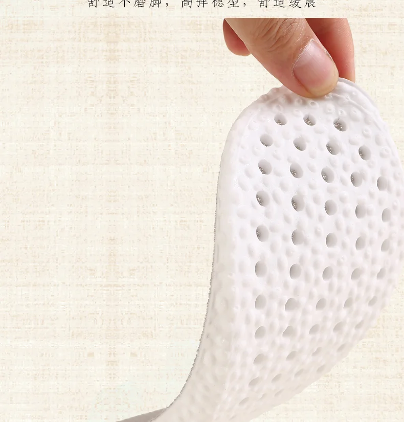 Men's Taekwondo Taiji Shoes Martial Arts Shoes Professional Kung Fu Shoes Karate Training Shoes Karate and Taekwondo Sneakers