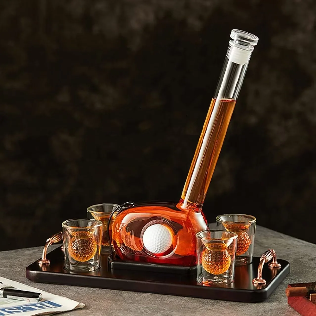 Golf High-End Whiskey Serving Set - 1000ml Decanter with 4 Tumblers, Gift Box, Oxidation Prevention Design