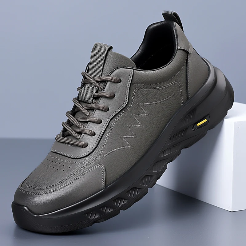 

Динамичная мужская обувь, новая модель весенне-осеннего сезона, дышащие спортивные туфли из натуральной кожи, мужские нескользящие повседневные кроссовки на толстой подошве.