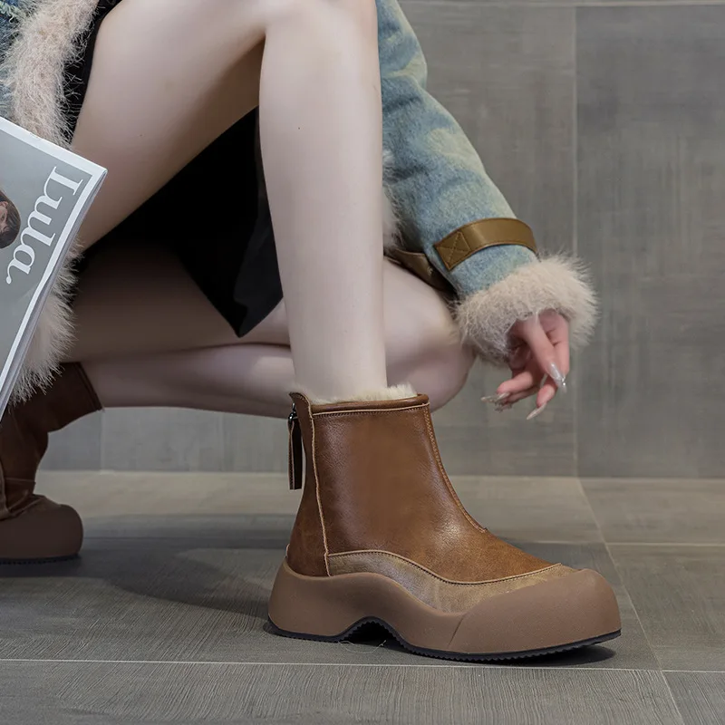 

Женские зимние ботинки из натуральной кожи, зима 2024, интернет-знаменитости, со стразами, толстая подошва, увеличивающая рост, модная флисовая подкладка