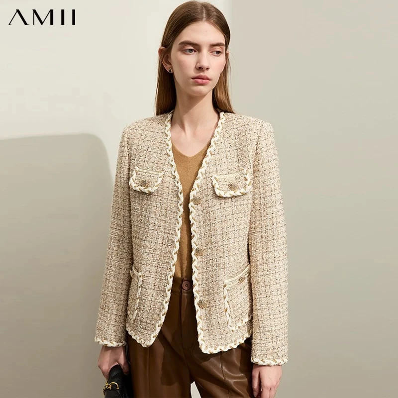 AMII Elegant Woolen Coats For Woman 2026 Autumn New V-neck Wool Tweed Jacket Women's Retro Loose Straight French Top 12343512