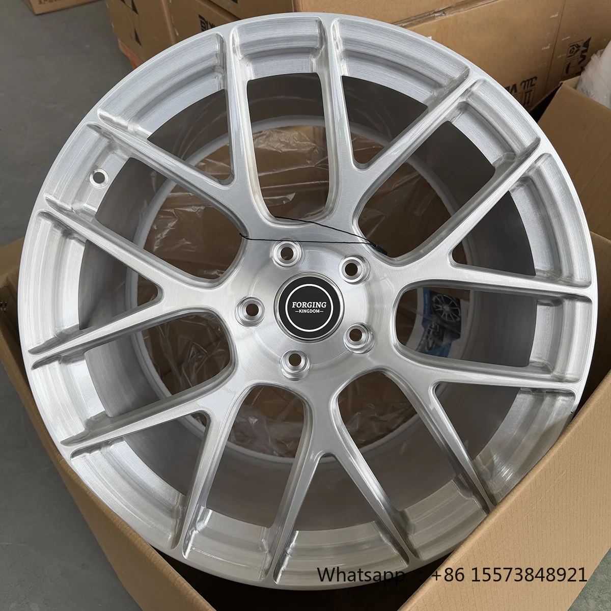 Wholesale Forged Aluminum Alloy Wheels Custom Sizes & PCD 20 22 24 26 Pulgadas New Condition 40mm ET for Car Modifications