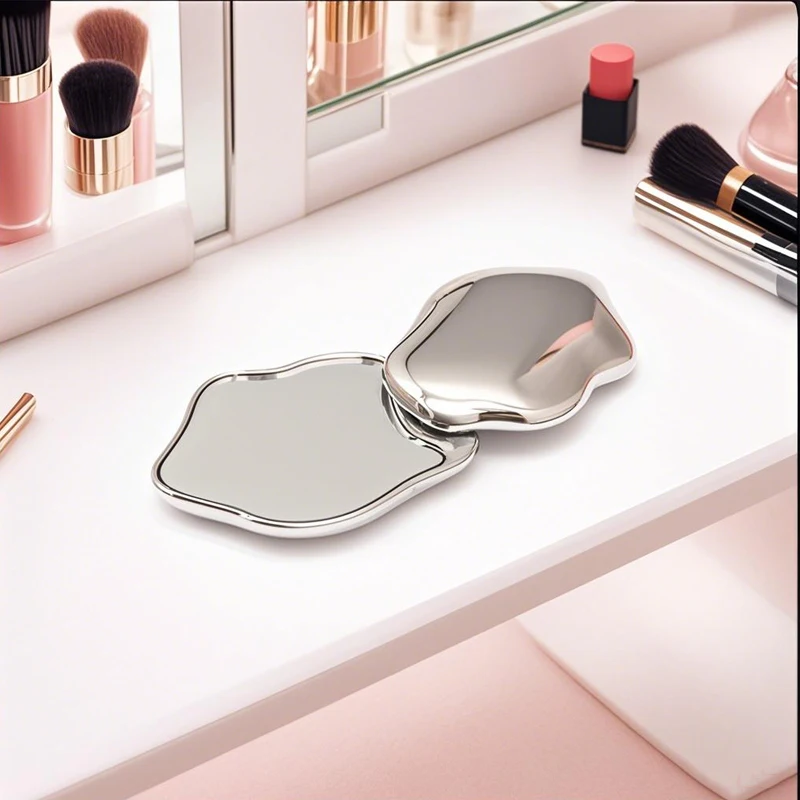 مرآة مكياج محمولة على شكل قلب، مرآة صغيرة غير هشة على الوجهين، مرآة إصلاح مكياج لطيفة وقابلة للطي #1