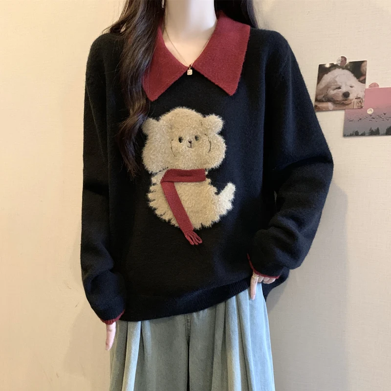 プラスサイズのゆったりとしたスリムフィットの漫画風クマ柄ニットセーター、レディース秋冬用、ゆったりとした着痩せ効果のあるおしゃれなベースセーター