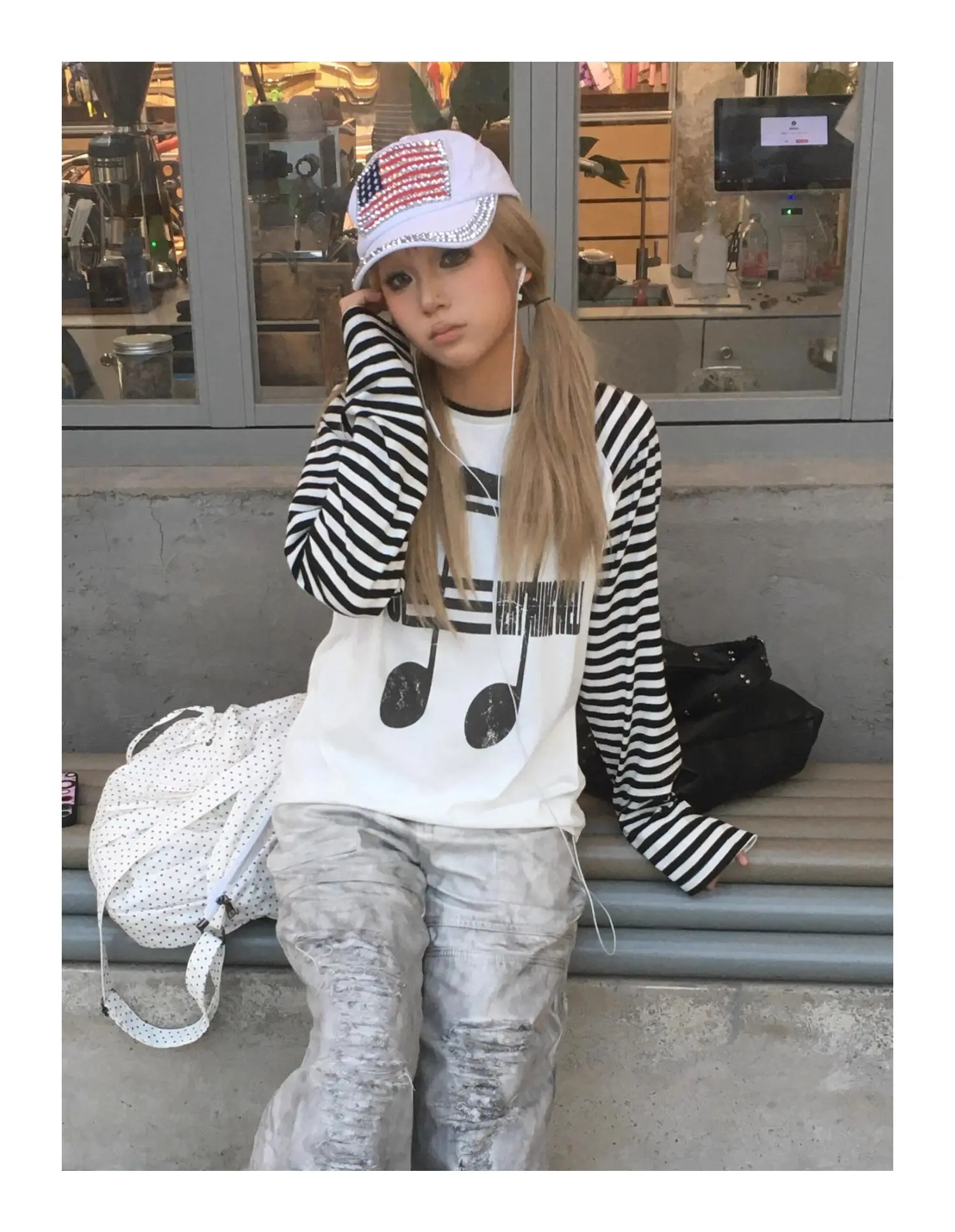 Genayooa اليابانية 2000s تي شيرت المرأة المرقعة طباعة الجرافيك القمم الشارع الشهير Y2k خمر الجرونج القمم الأمريكية الرجعية بلايز