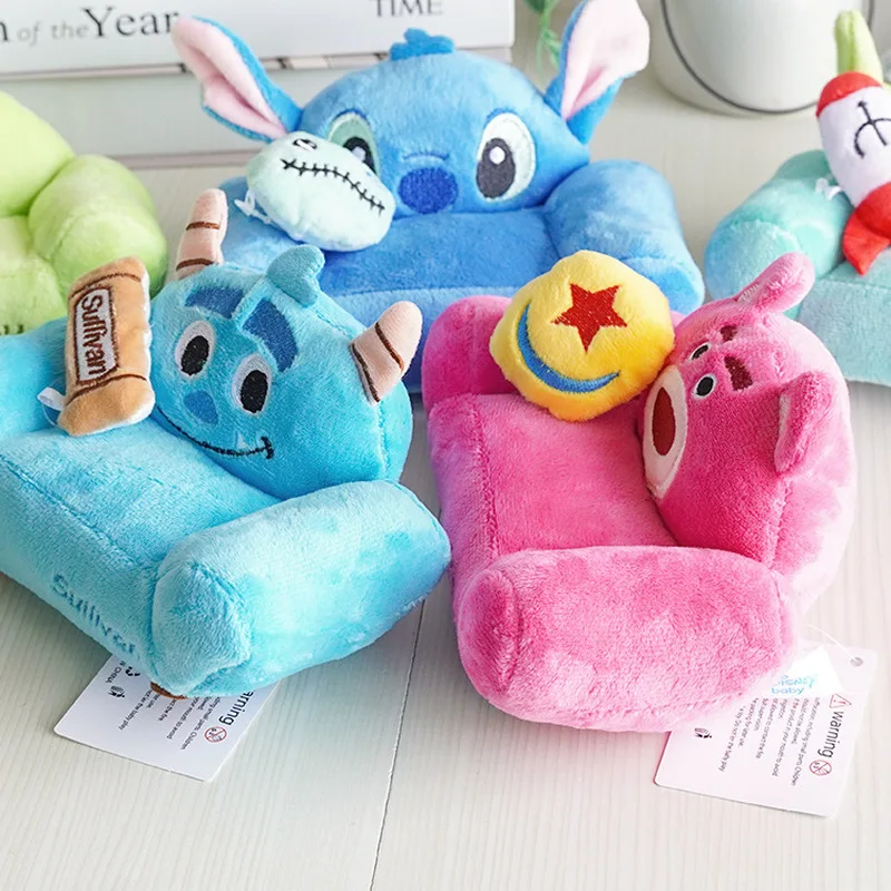 Penjualan Laris Boneka Mainan Mewah Lucu Jahitan Sofa Kecil Hadiah Dekorasi Tangan Boneka Kartun Tiga Mata Beruang Berbulu Stroberi Winnie