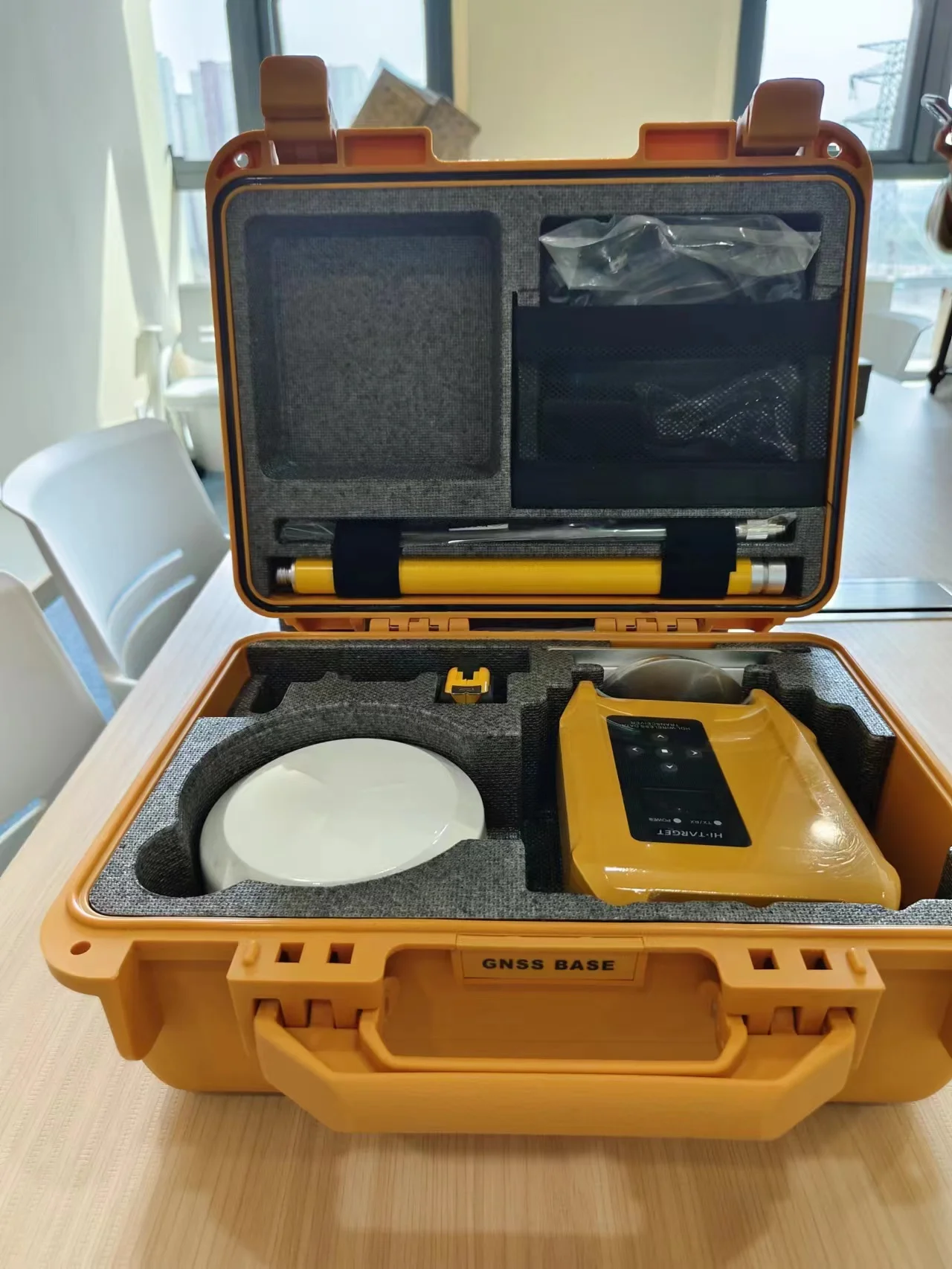 Hi-target V300/V500  Best-selling Measuring Instruments  Most Practical and  with  IMU and 1408 Channels