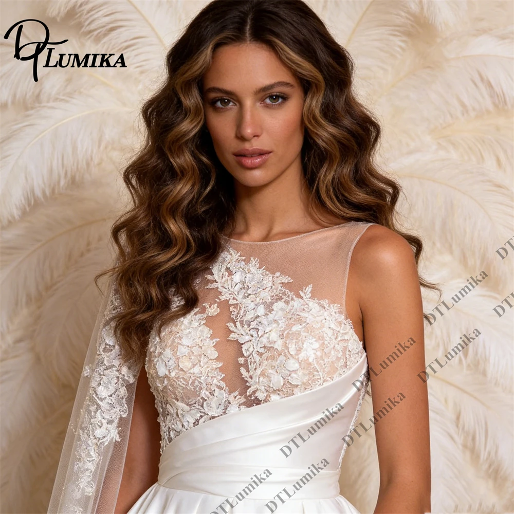 Asymmetrical Lace Satin Wedding Dress One-Shoulder Embroidered Bodice Bride Dress Urban City Hall Bridal Gown