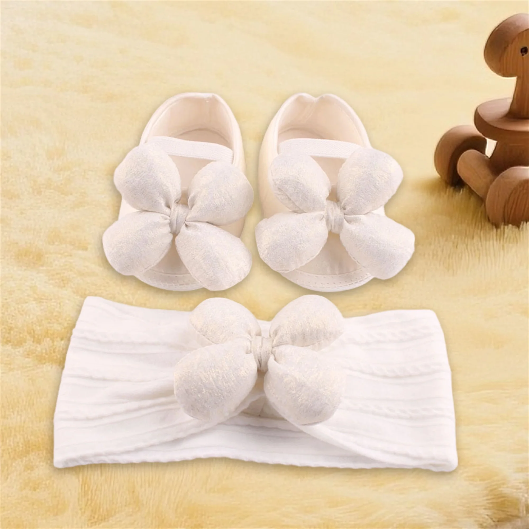 مجموعة صنادل رائعة للفتيات الصغيرات وقوس شعر بتصميم زهرة حلوة أحذية ناعمة للأطفال الصغار بخطوات أولى مع عصابة رأس متطابقة #2