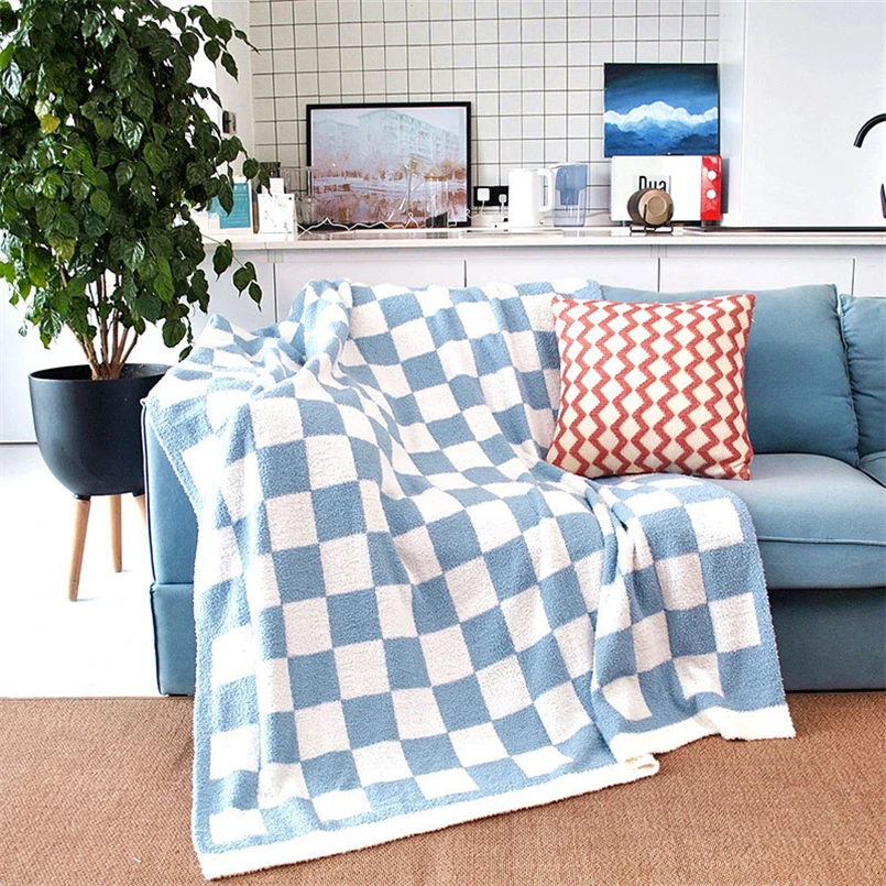 

Classic Checkerboard Half-side Velvet Knitted Blanket Car Travel Warm Knee Blanket Office Lunch Break Soft Skin-friendly Blanket