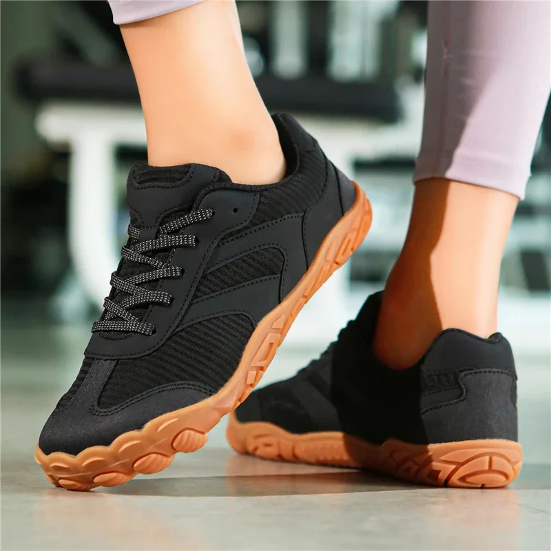 New Wide Toe Barefoot Shoes Casual Sneaker 2026 Mens Womens Zero Drop Minimalist Sneakers Retro Outdoor Non Slip Walking Shoes