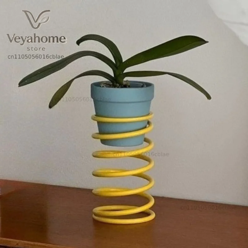 Morden Plant Shelves Nordic Metal Spring Flowerpot Hanger Creative Design Balcony Pot Plant Holder Home Garden Furniture