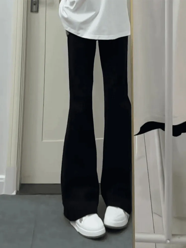 Calça Jeans Boca de Sino Preta Cleanfit Masculina e Feminina, Modelo Slim Fit de Perna Reta, Estilo High Street, Resistente à...