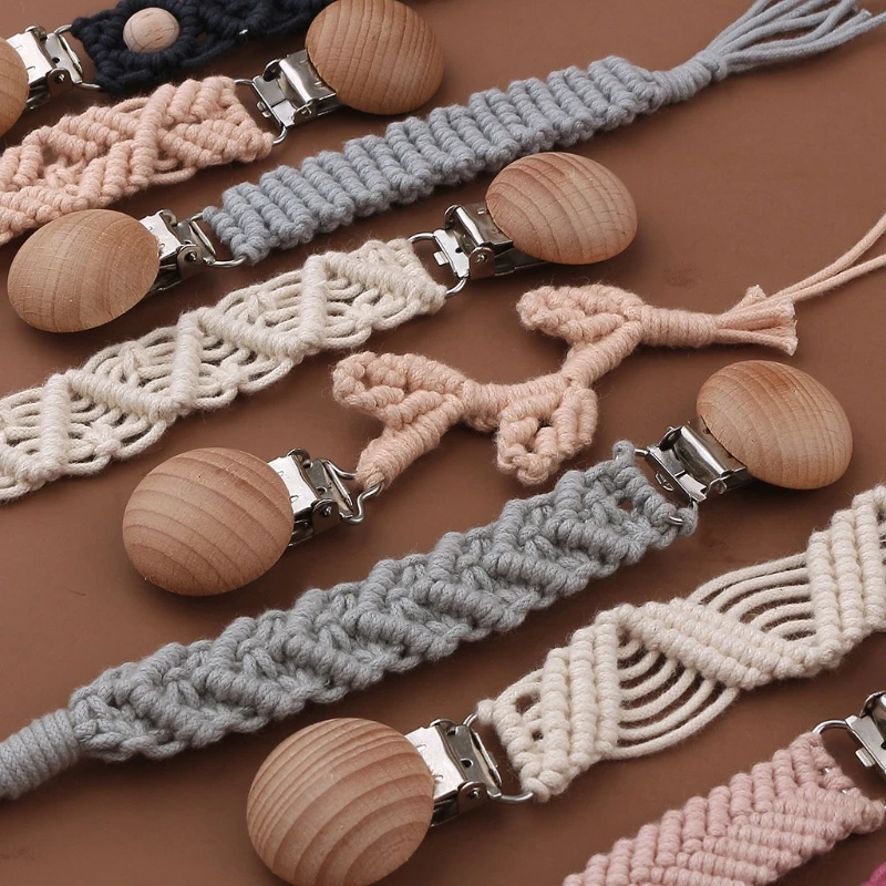 Practical Nipple Holder Baby Pacifier Clip Chain Handmade  Metal Elegant Nipple Leash Strap Lovely Knitting