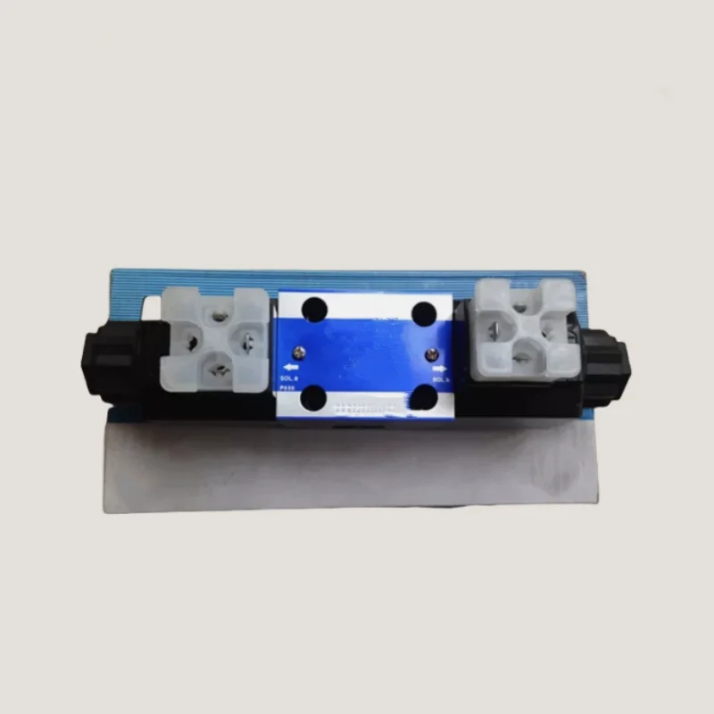 

Brand new original electromagnetic directional control valve DSG-02-2B2-DL-A220 DSG-01-2B3A-A240-N-50 DSG01-3C60-D24-N1-50