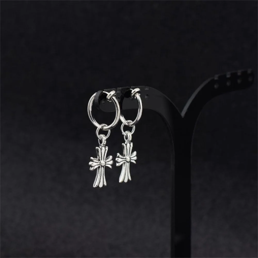 2pcs/Set Kpop ZB1 RICKY Same Style Earrings Personalized Ear Clip High Quality Korean Style Ricky Cross Earrings Fans Collection