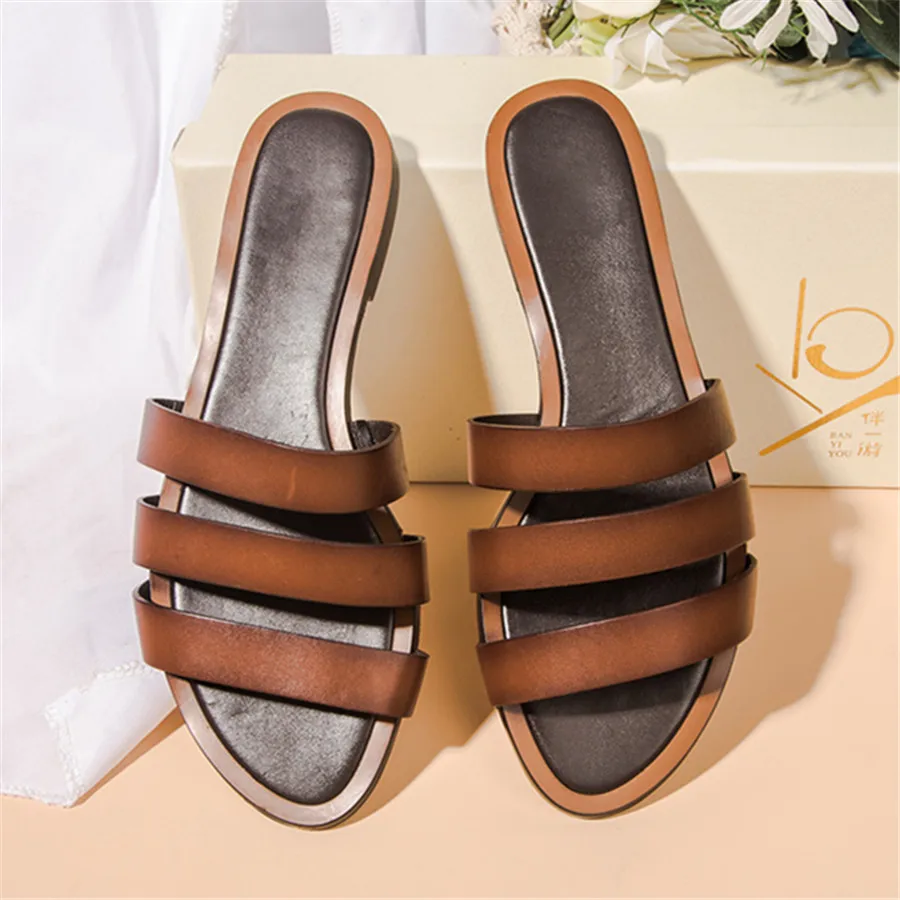 

Straps Women Slippers Women's Sandals Summer 2024 Casual Beach Slides Ladies Gladiator Flat Shoes Brown Round Toe Mules