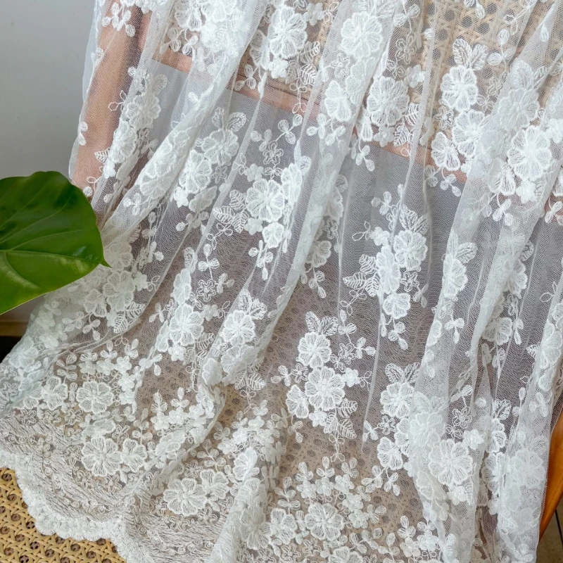 Tessuto di pizzo floreale ricamato a rete morbida, gonna elegante, ricamo 3D, tenda di foglie di fiori, tessuto di pizzo da donna, cucito fai da te