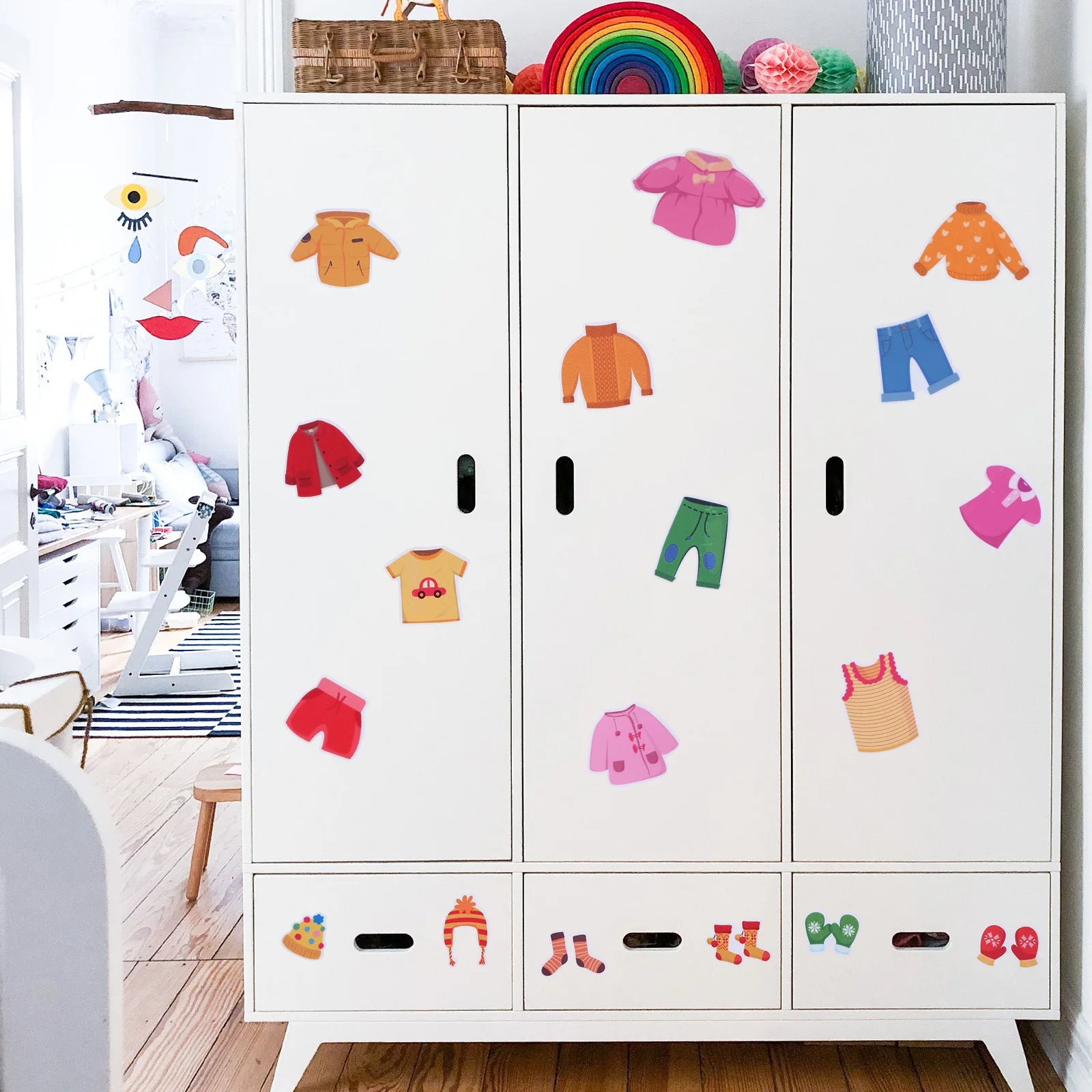 

1 Sheet Dresser Clothing Decals Kids Clothes Classification Label Sticker Non-Print Icon Based Organization Decal for Closet