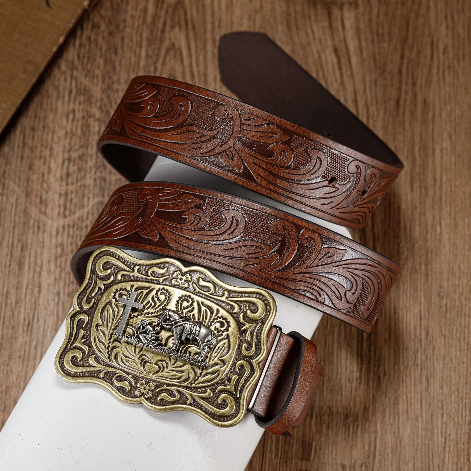Wrangler men's belt, retro embossed personalized belt, Western denim large buckle punk style belt