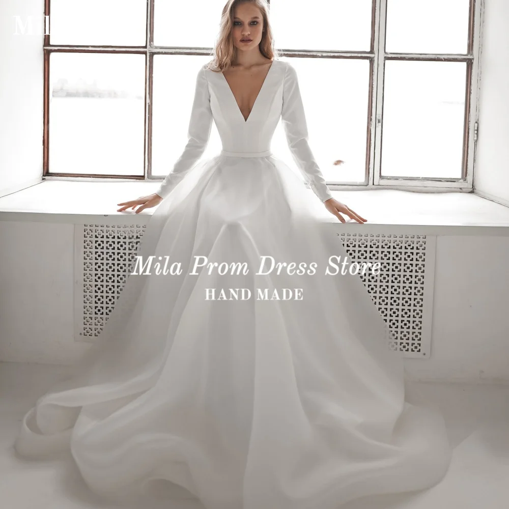 

Mila Customized A Line White Wedding Dress V Neck Long Sleeves Wedding Gowns Simple Formal Evening robe de mariée 2026