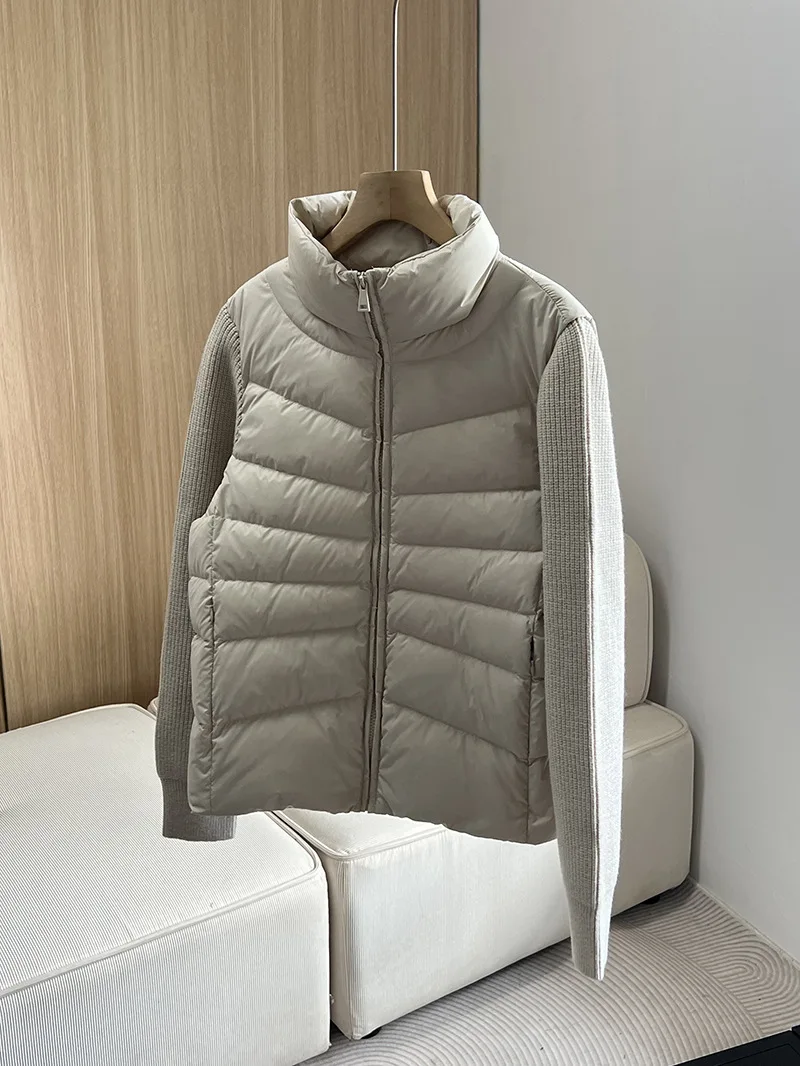 سترة نسائية جديدة لخريف وشتاء 2025 بياقة واقفة محبوكة وربطات بطة بيضاء أسفل سترة التخسيس #2