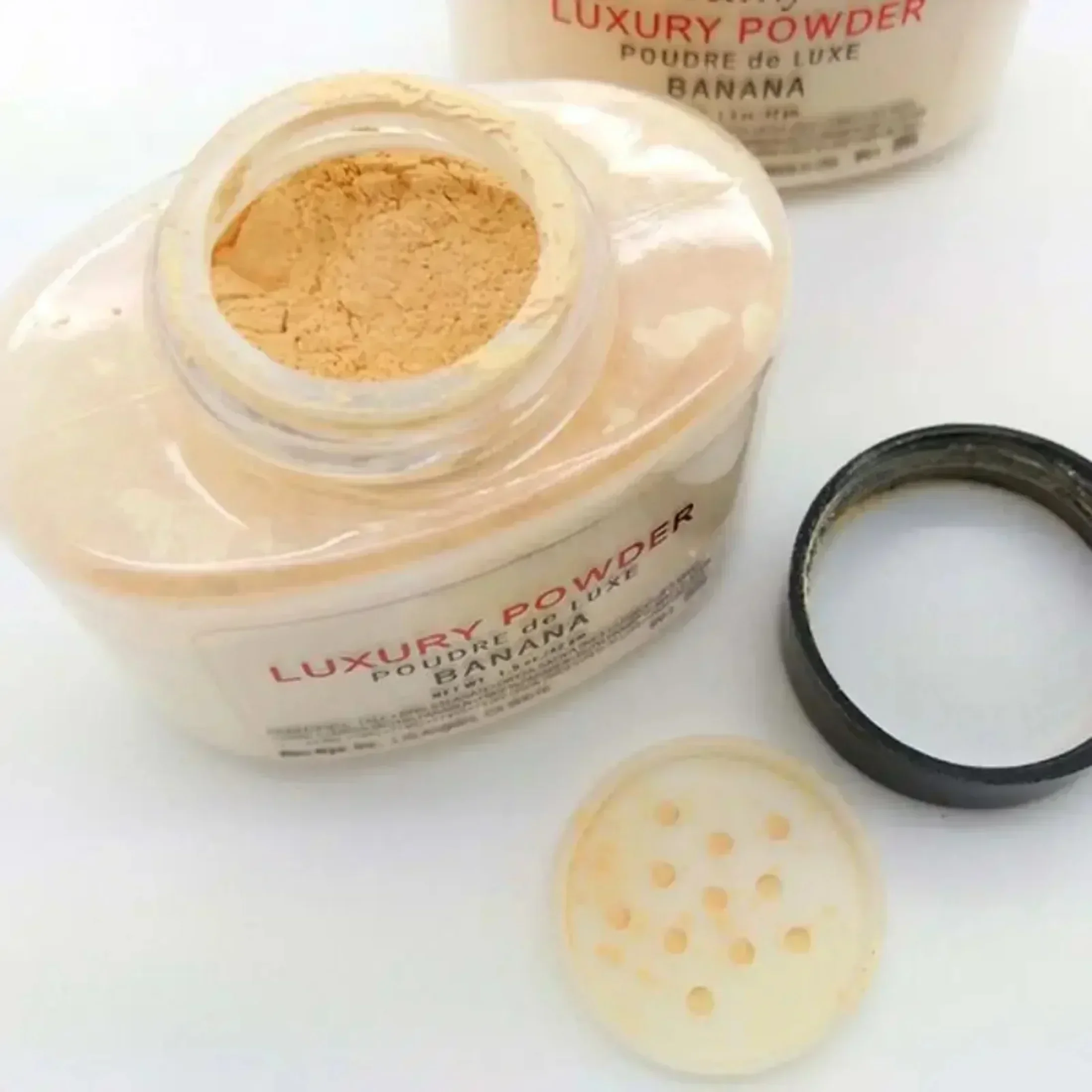 Banana Powder Smooth Loose Oil Control Face Powder Makeup Concealer Mineral Finish Powder Transparent Foundation Korea Cosmetics