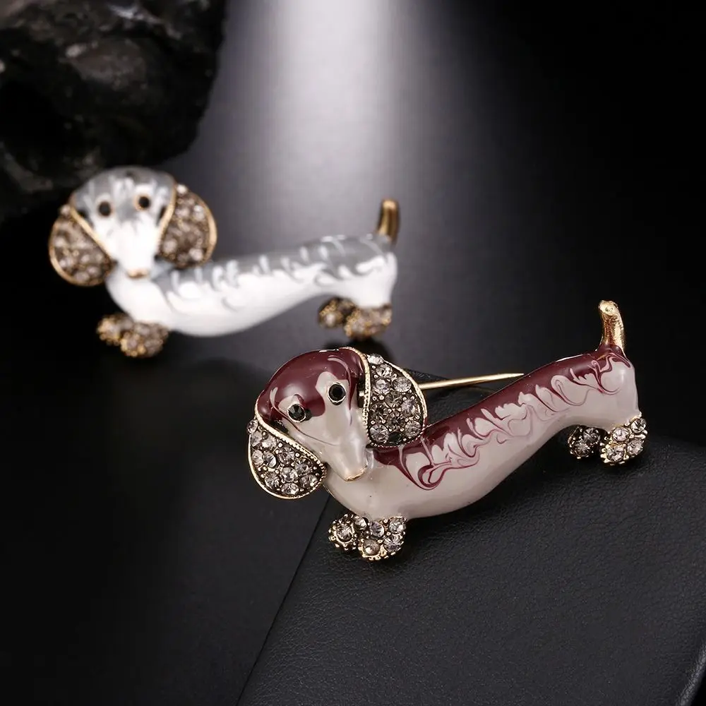 Exquisite Casual Rhinestone Girl Gift Alloy Suit Accessory Dachshund Dog Brooch Fashion Jewelry Women Brooch Clothing Accessory