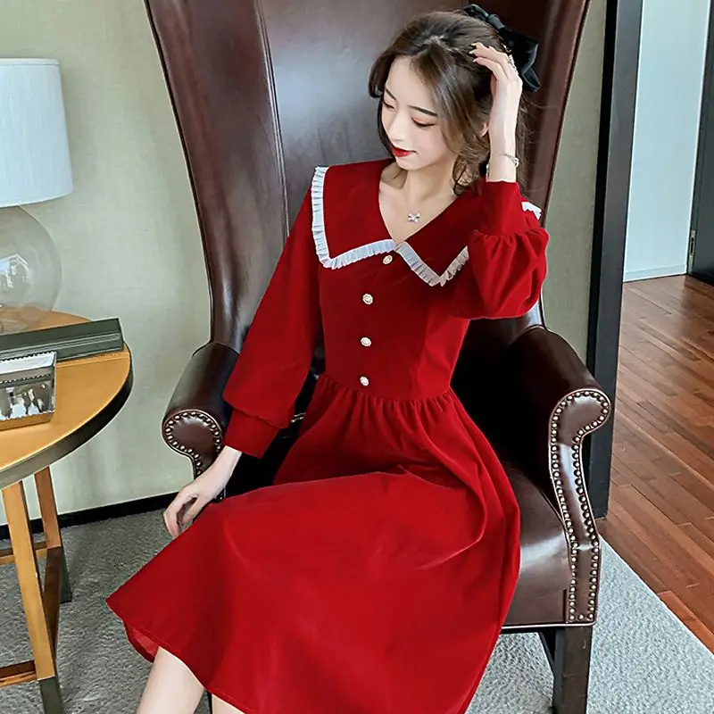 فساتين النساء بيتر بان طوق خمر النمط الفرنسي موضة Bodycon مزاجه الصلبة عادية العطاء الإناث الخريف جديد فساتين