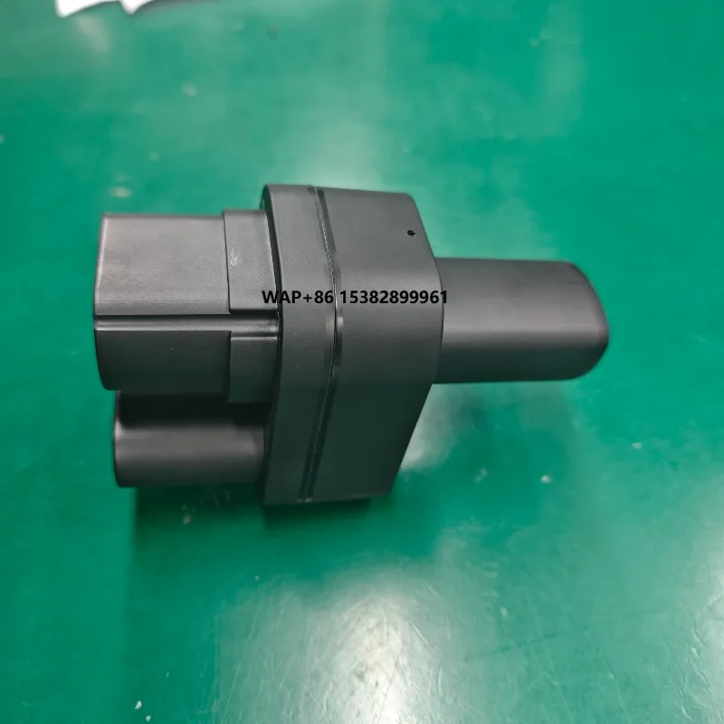 CCS2 to NACS DC Adapter 300A EV Charger Adapter for Electric Vehicles