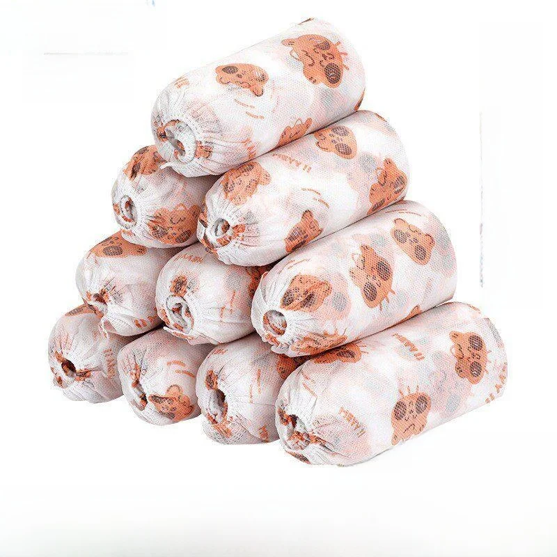 cubrezapatos-desechables-para-ninos-adorables-de-tela-no-tejida-antipolvo-con-estampado-de-dibujos-animados-para-uso-domestico-antideslizantes-modelo-para-estudiantes