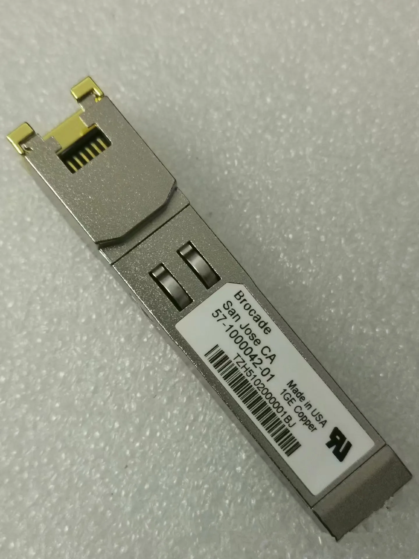 

1PCS Brocade Ethernet Module 1G Gigabit Ethernet 57-1000042-01 1GE RJ45 sfp fiber switch/RJ45 fiber module sfp