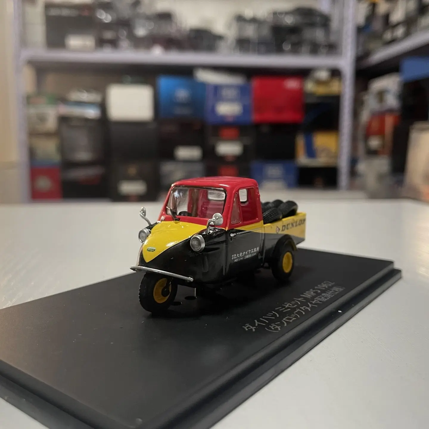hachette-coche-de-juguete-de-aleacion-fundida-a-presion-a-escala-1-43-modelo-1962-daihatsu-midget-mp5-clasico-nostalgia-regalo-para-adultos-souvenir-exhibicion-estatica