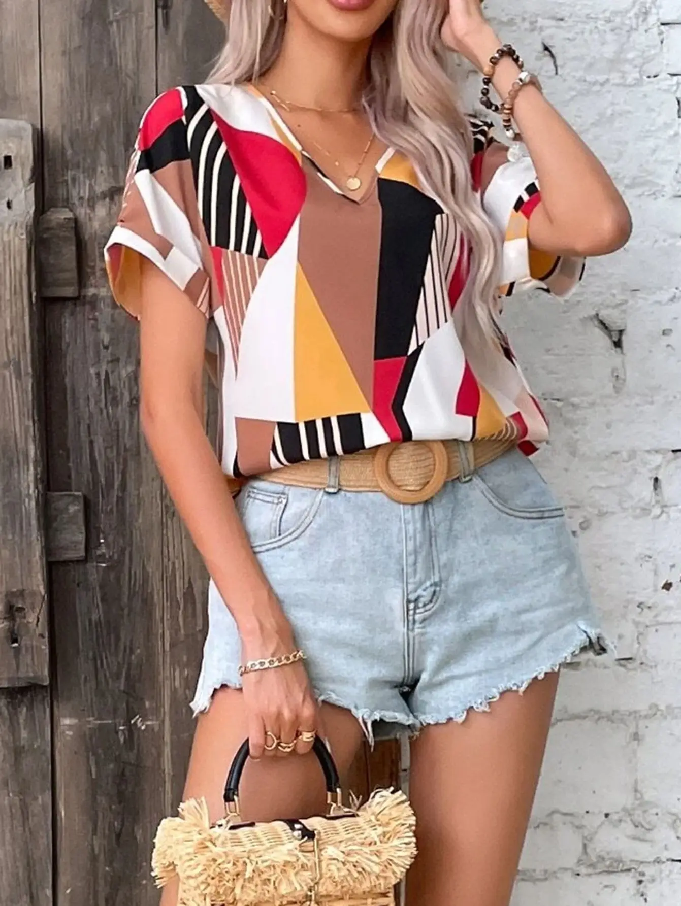 Women Summer Style Loose Blouses Shirts Lady Casual Short Sleeve V-Neck Printed Blusas Tops