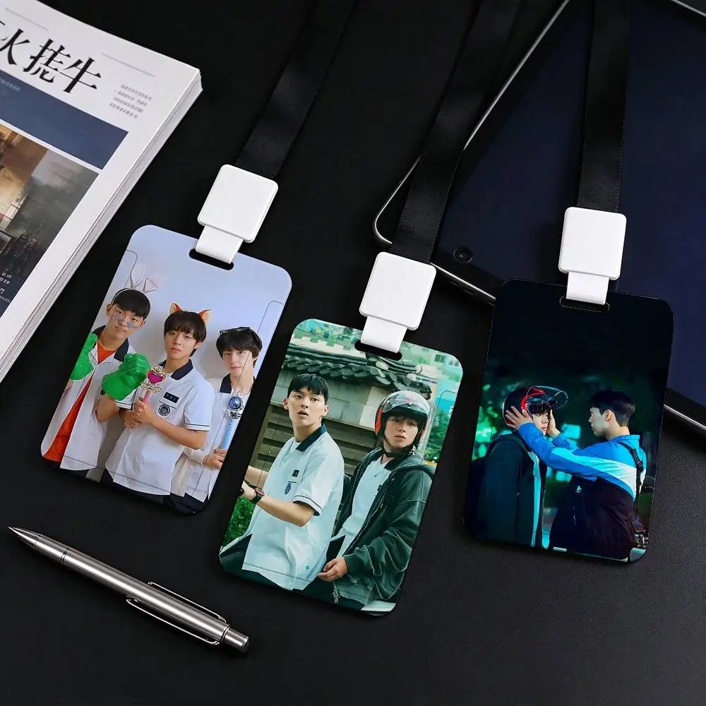 TV W-Weak Hero NFC Contactless Sliding Card Sleeve For Student Cards, Bus Cards, ID Cards, And Work Permits