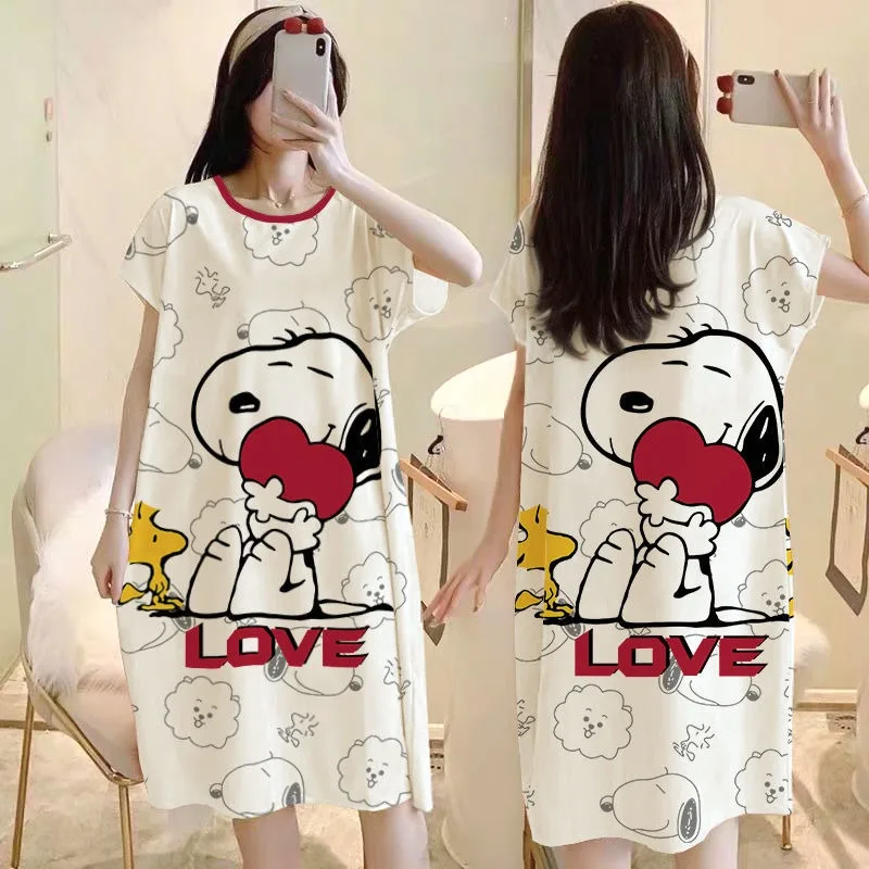 Snoopy piyama lengan pendek anime kawaii untuk wanita, pakaian rumah manis lucu kartun longgar versi Korea musim panas hadiah ulang tahun