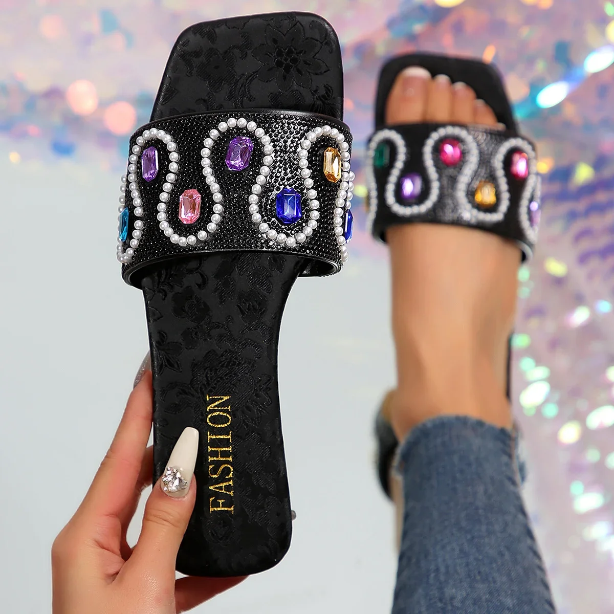 

Новые летние шлепанцы, женские тапочки на плоской подошве, роскошные сандалии, дизайнерская обувь, женская уличная пляжная обувь, Zapatos De Mujer