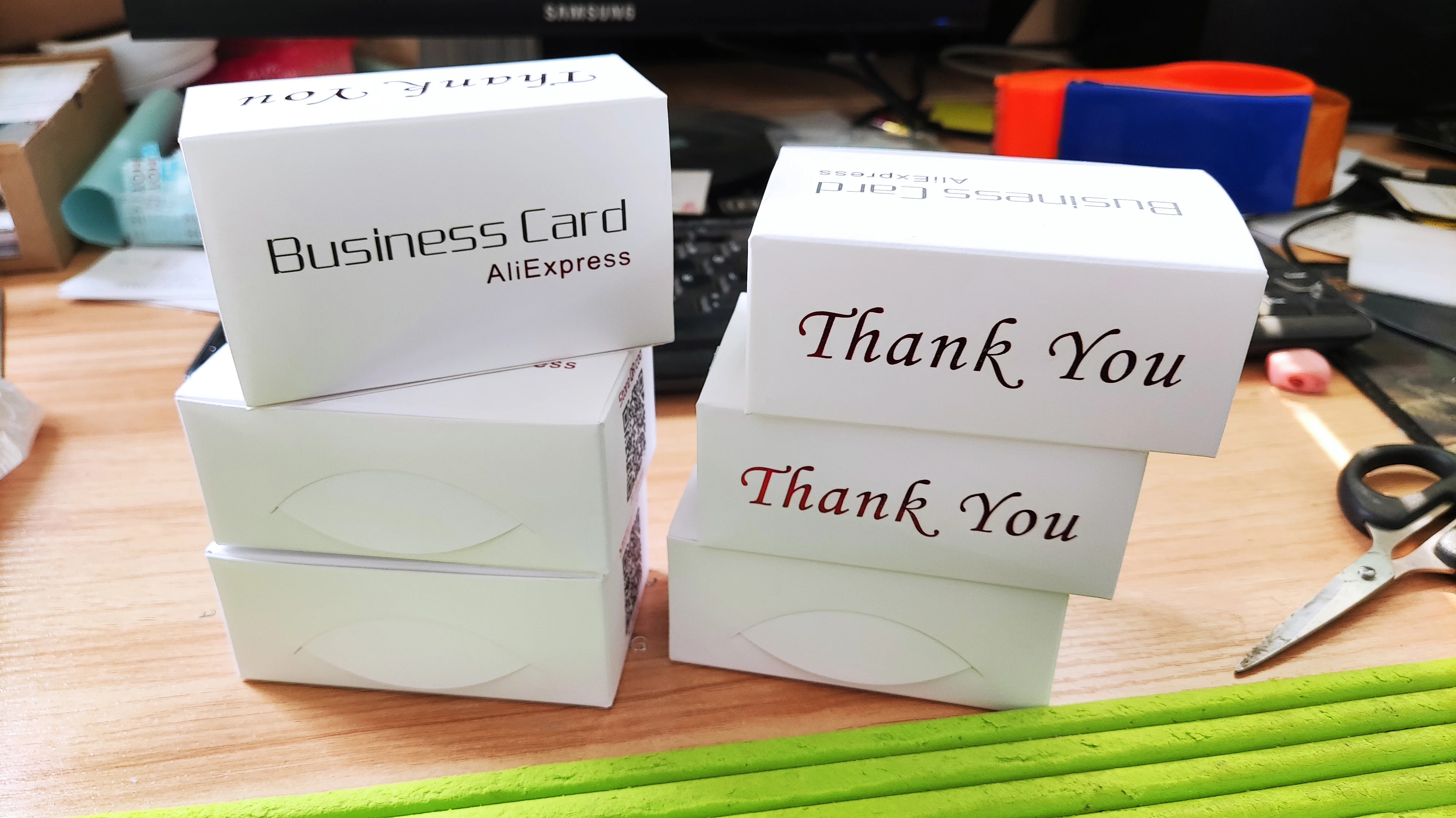 Luxury Custom Printed Gold Business Cards - Unique Business Identity And Embossing Ideal for Brand Lead Generation