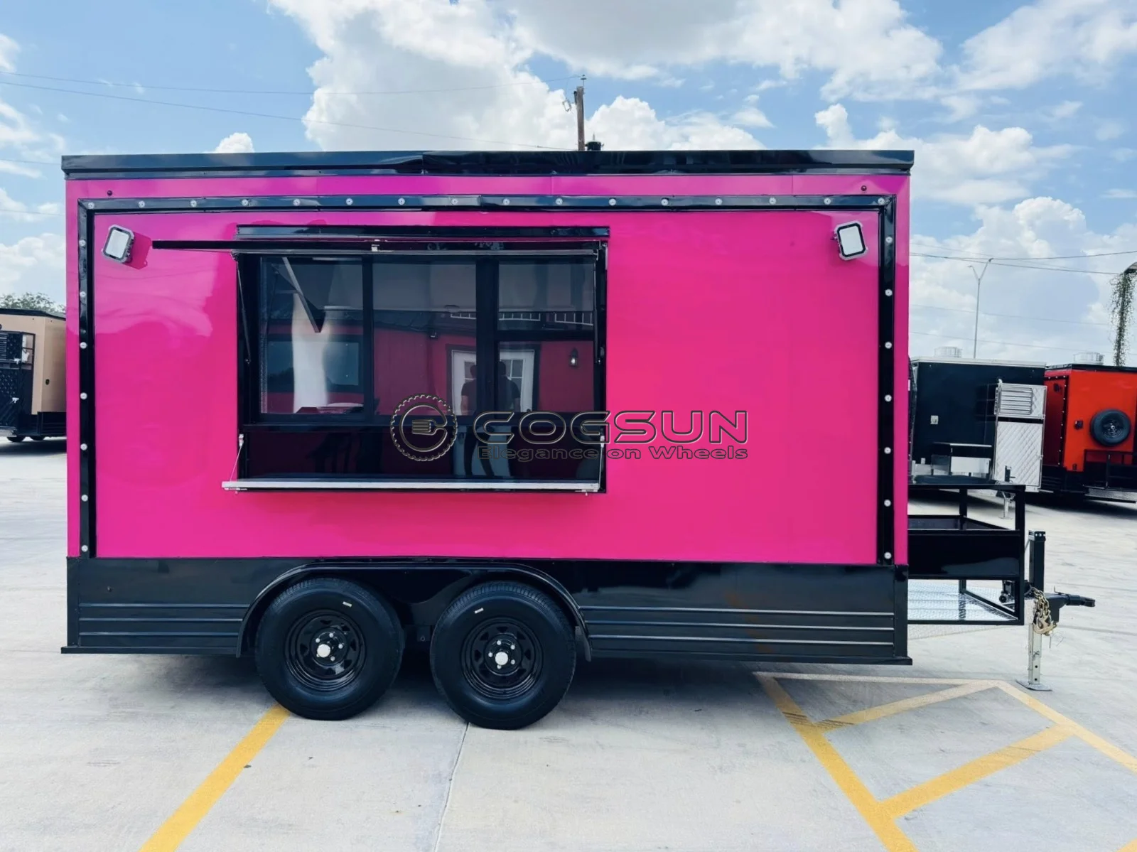 

COGSUN Kitchen Trailer Fast Food Van Hot Dog Stand Mobile Juice Cart Coffee Trailer Small Food Carts Ice Cream Truck