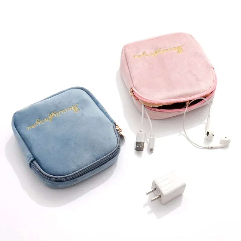 New Velvet Women Travel Cosmetic Bag Sanitary Napkins Storage Bag Fashion Cotton Coins Cosmetics Lipstick Storage Bag Purse