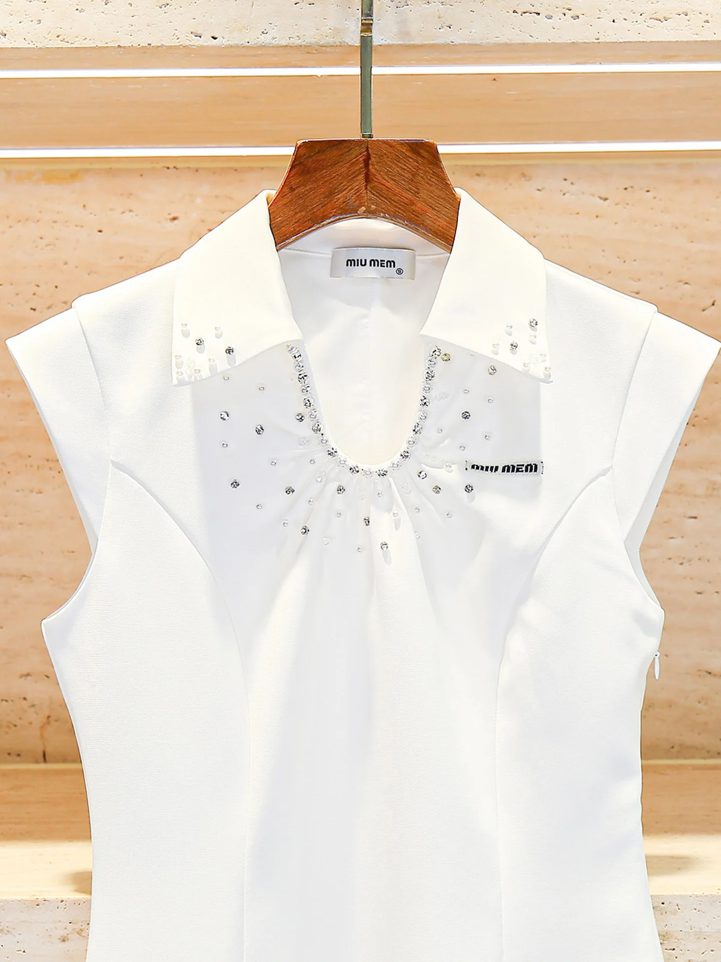 

High-End Summer Women's Dr Diamond-Embroidered Lace Collar Vest Sle Ele Commute Simple Design High Waist ort Skirt