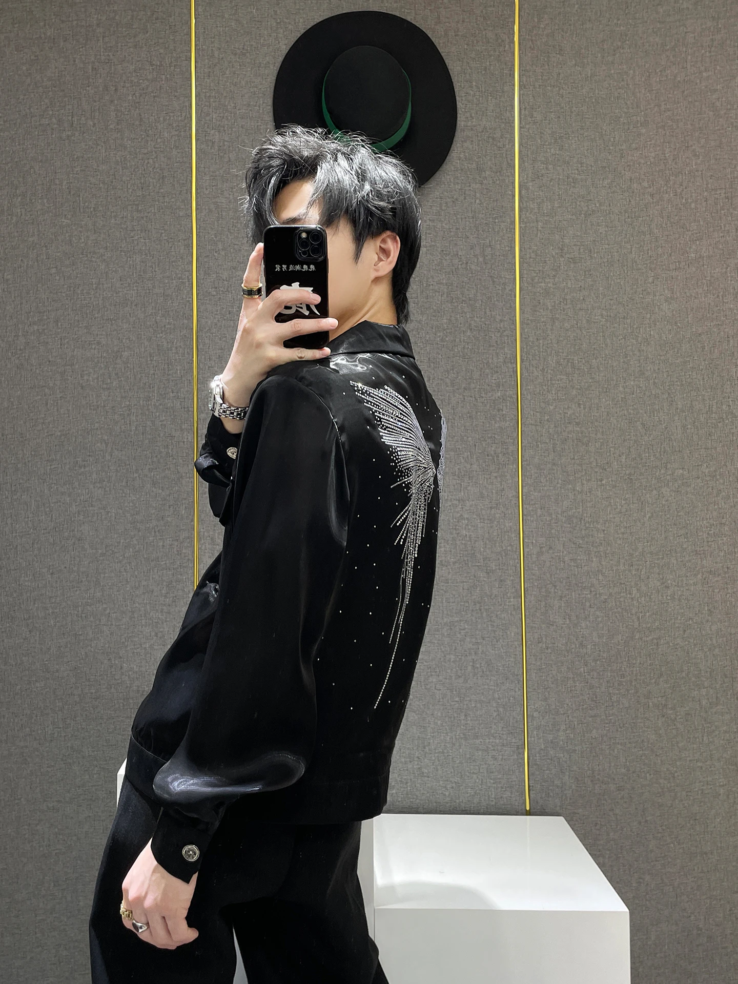 High-end Hot Diamond Butterfly Thin Jackets Men's 2025 Summer New Loose Handsome Sunscreen Jacket Male Fashion Long Sleeve Tops