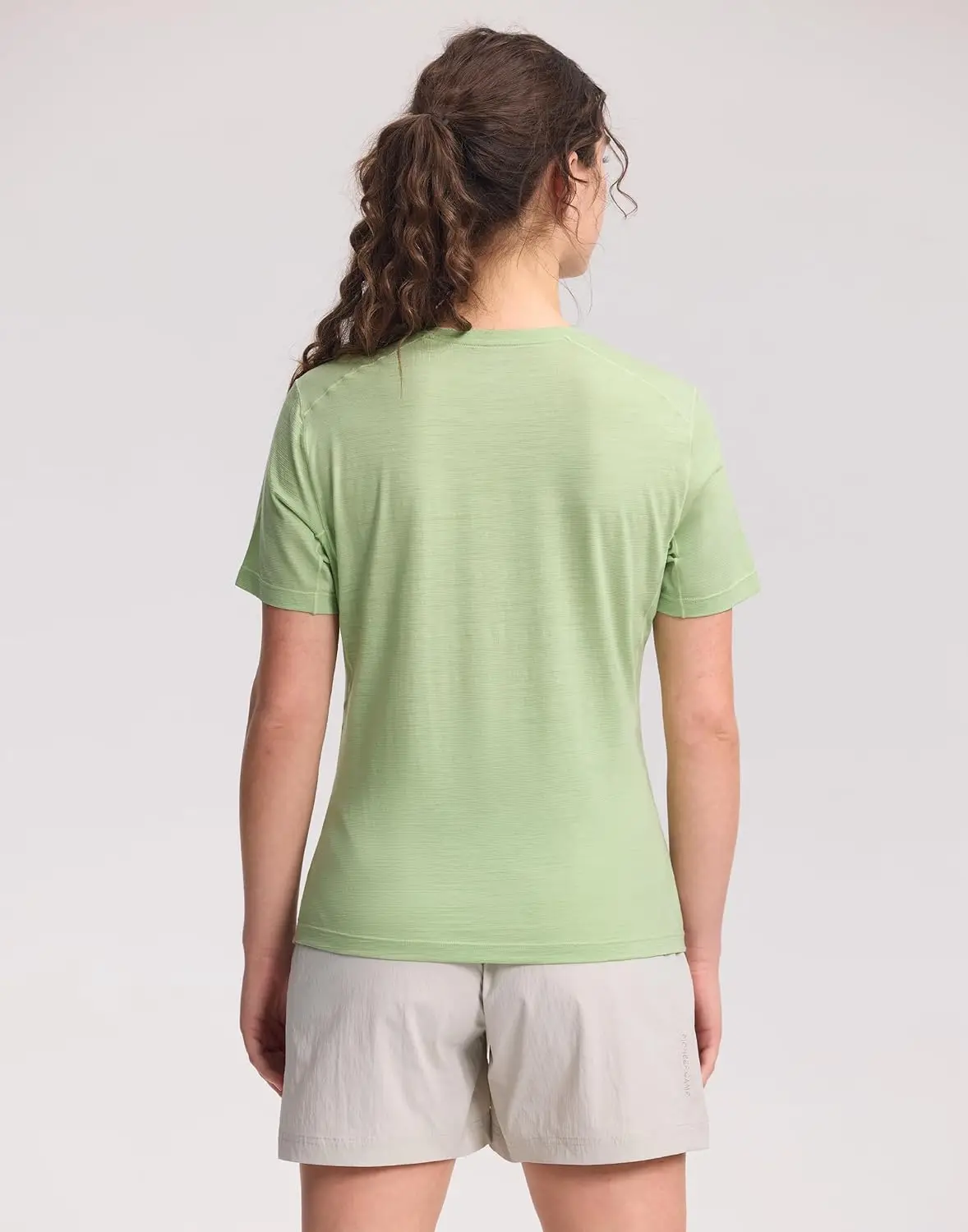 Pioneer Camp Women's Merino Wool Shirt, Breathable Short Sleeve Base Layer Workout Top Lightweight