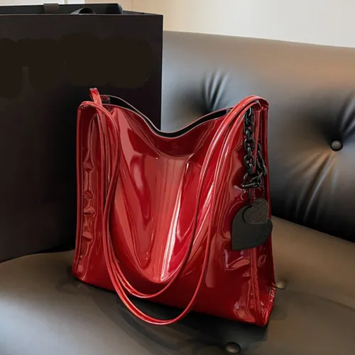 Bolso de hombro de charol de Color sólido para mujer, bolso de compras de viaje informal, bolso de mano de lujo Simple, moda