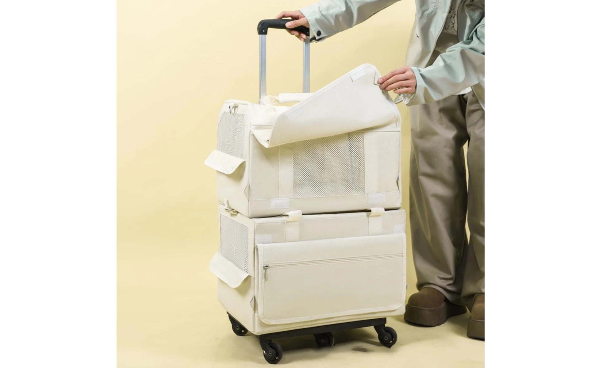 Pet Carrier with Telescopic Handle Foldable Pet Carrier Trolley Travel Bag Portable Long-Lasting for Cats, Outings Pet Carrier with Telescopic Handle Foldable Pet Carrier Trolley Travel Bag Portable Long-Lasting for Cats, Outings