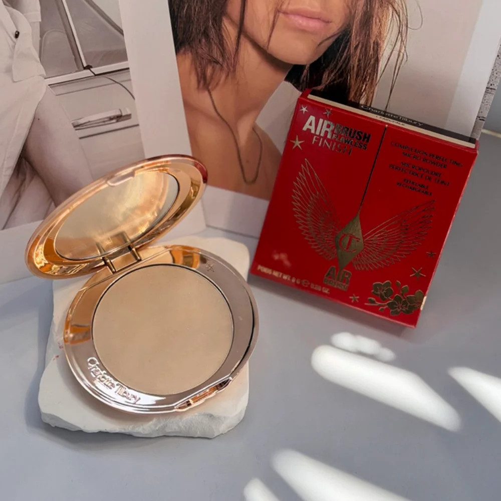 Charlotte Tilbury Airbrush Flawless Finish Glättender Porenverfeinernder Effekt AIRbrush-Effekt Make-up Fixierpuder CT Cosmetics