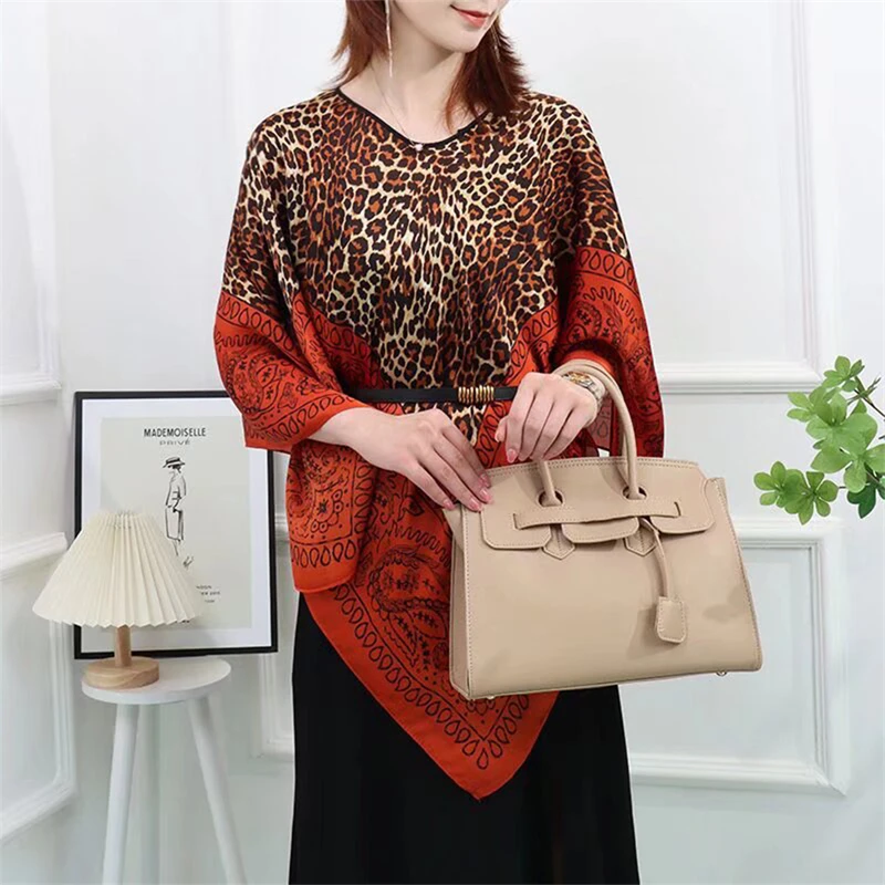 2024 Sjaals Sexy Vrouwen Poncho Mode Luipaard Print Chiffon Kiel Bedekken Losse Blouse Zonnebrandcrème Comfortabele Hot Luxe