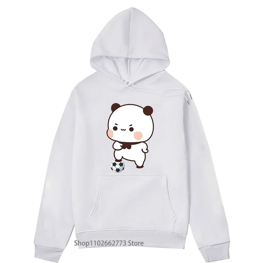 لطيف Bubu يلعب كرة القدم هوديس Kawaii لطيف الباندا الدب الجرافيك بلوزات النساء الرجال ملابس Y2k عادية فتاة Kawaii البلوز